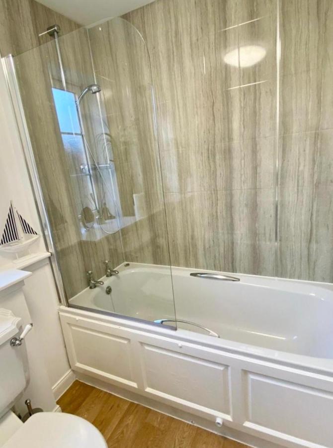 Wellingtonia Court Apartment 因弗内斯 外观 照片